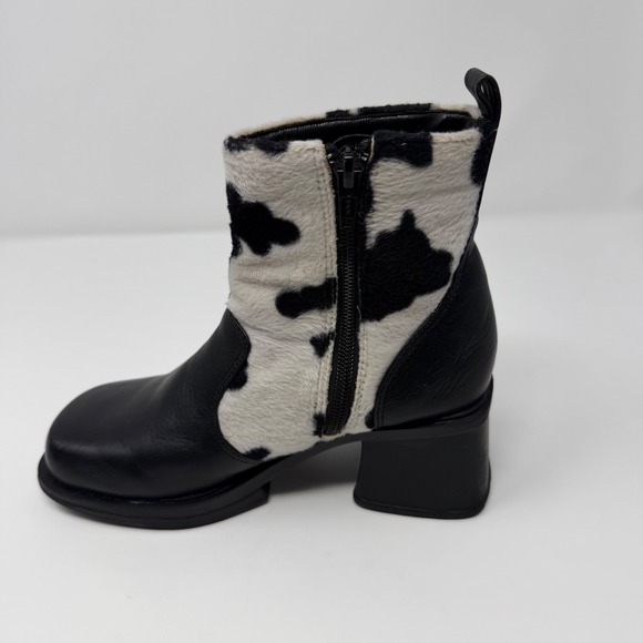 Unlisted by Kenneth Cole Cow Print Western Ankle Boots Block Heel Women's 5 UK3 - Picture 8 of 10